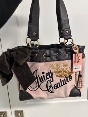 Juicy couture daydreamer key to juicy